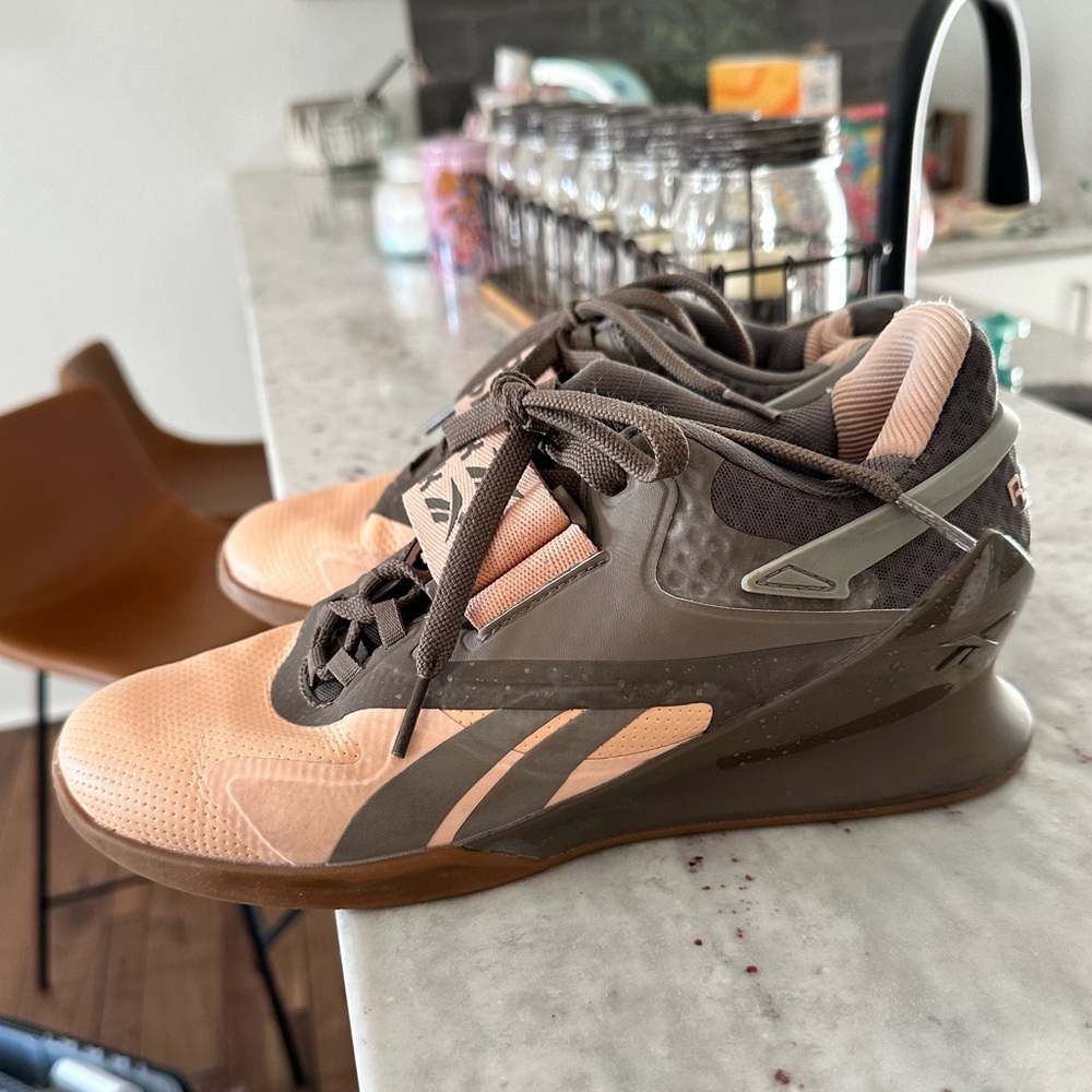 Reebok Legacy Lifter II Sneaker - Women's sz: 7.5